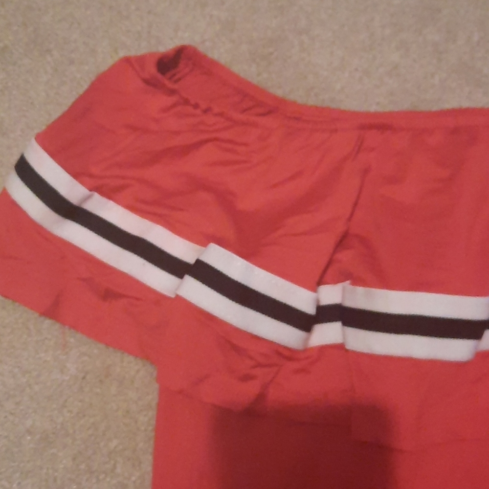 Dress‎ - Picture 3 of 4